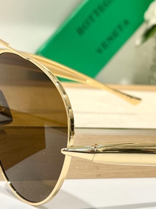 Bottega Veneta Gold Aviator Sunglasses main image 7